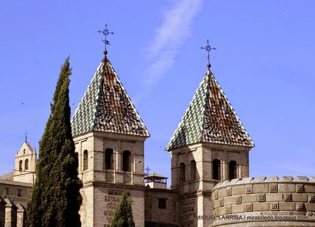 Entrada imponente Entrada imponente