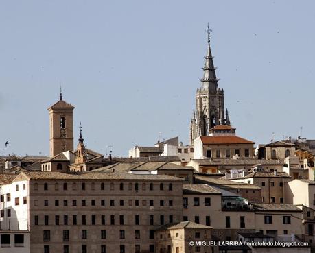 Entrada imponente Entrada imponente