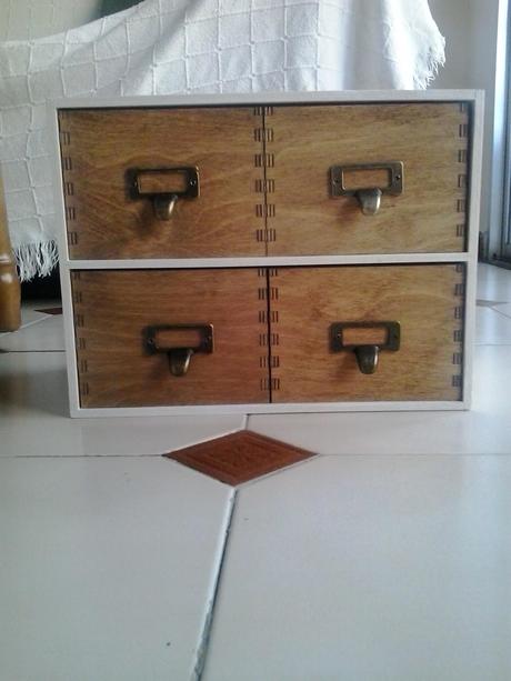 Ikea Hack: Mini cómoda Moppe Ikea Hack: Mini cómoda Moppe