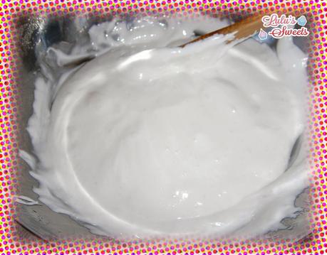 CÓMO HACER FONDANT DE NUBES CASERO CÓMO HACER FONDANT DE NUBES CASERO