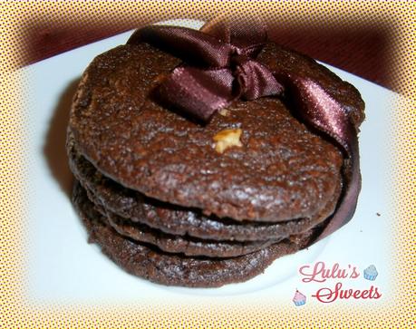 GALLETAS DE CHOCOLATE CON NUECES GALLETAS DE CHOCOLATE CON NUECES