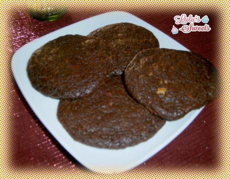 GALLETAS DE CHOCOLATE CON NUECES GALLETAS DE CHOCOLATE CON NUECES