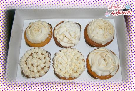 CUPCAKES CHOCOLATE BLANCO CON SWISS MERENGUE BUTTERCREAM DE CHOCOLATE BLANCO CUPCAKES CHOCOLATE BLANCO CON SWISS MERENGUE BUTTERCREAM DE CHOCOLATE BLANCO