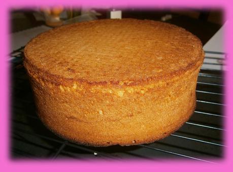 TARTA SIN GLUTEN DE CHOCOLATE CON LECHE Y CHOCOLATE BLANCO TARTA SIN GLUTEN DE CHOCOLATE CON LECHE Y CHOCOLATE BLANCO