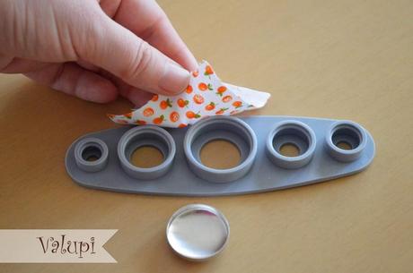 DIY - Cómo forrar un botón con tela DIY - Cómo forrar un botón con tela