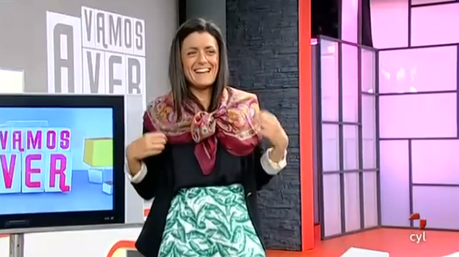 Diferentes formas de ponerse un pañuelo Diferentes formas de ponerse un pañuelo