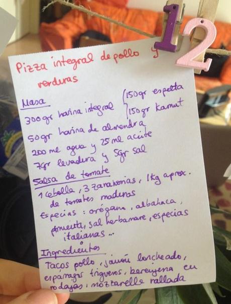 Pizza integral con pollo y verduras Pizza integral con pollo y verduras