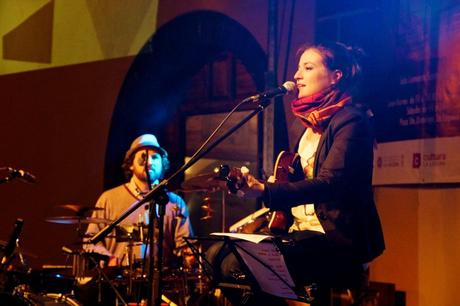 Y llegó la Bossanova y llenó de calor la fría Laguna: Marina Machado y Thais Morell Y llegó la Bossanova y llenó de calor la fría Laguna: Marina Machado y Thais Morell