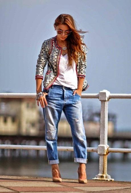 Cómo usar jeans y los zapatos adecuados Cómo usar jeans y los zapatos adecuados