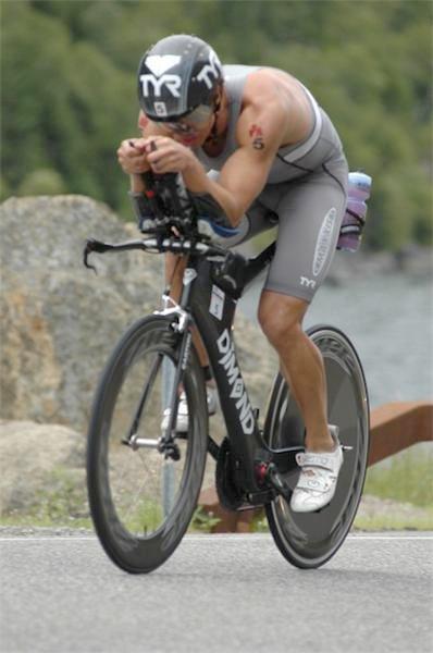 La bicicleta para triatlón de Dimond Dimond toma la idea de su bicicleta del antiguo cuadro Zipp 2001.