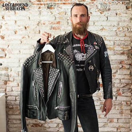 Lost&Found subasta objetos inspiradores con Tweets ingeniosos gori de palma lost&found subasta