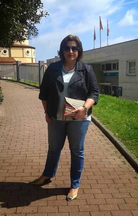 A mi estilo: Maxicollar aguamarina y fucsia A mi estilo: Maxicollar aguamarina y fucsia