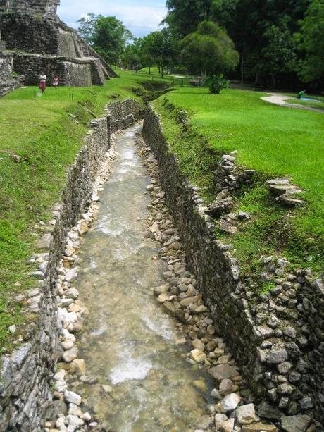 Colapso maya (Cuarta Parte): Colofón, unas ideas generales para concluir Colapso maya (Cuarta Parte): Colofón, unas ideas generales para concluir