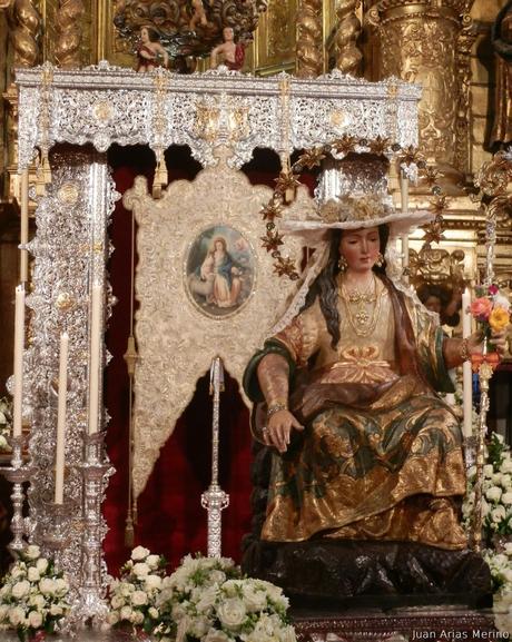 Galería fotográfica del Besamanos a la Divina Pastora