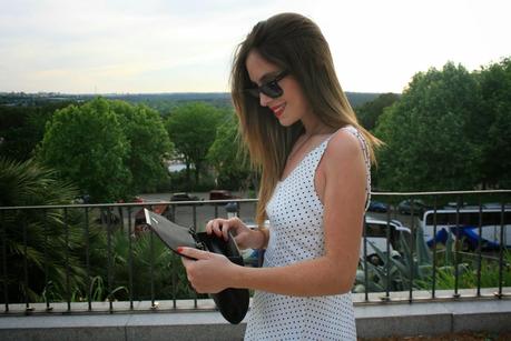 MOLES EVERYWHERE MOLES EVERYWHERE