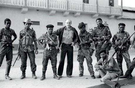 ‘Un día más con vida’, la película de Kapuściński Kapuscinski en Angola 1975