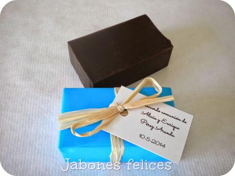 Jabones felices en una comunión Jabones felices en una comunión