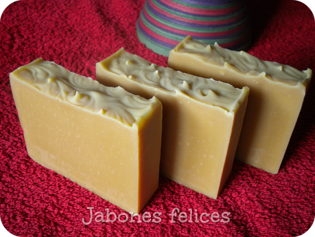 Jabón de romero y salvia Jabón de romero y salvia