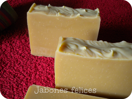 Jabón de romero y salvia Jabón de romero y salvia