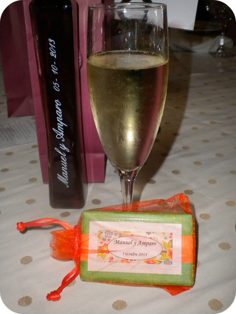 Jabones felices para una boda muy especial Jabones felices para una boda muy especial