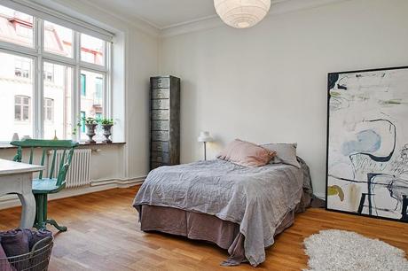 APARTAMENTO DE ESTILO NÓRDICO CON ELEMENTO DE RECICLAJE Y ANTICUARIO APARTAMENTO DE ESTILO NÓRDICO CON ELEMENTO DE RECICLAJE Y ANTICUARIO