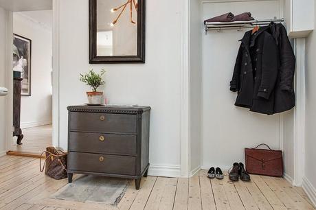 APARTAMENTO DE ESTILO NÓRDICO CON ELEMENTO DE RECICLAJE Y ANTICUARIO APARTAMENTO DE ESTILO NÓRDICO CON ELEMENTO DE RECICLAJE Y ANTICUARIO