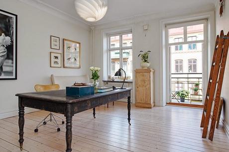 APARTAMENTO DE ESTILO NÓRDICO CON ELEMENTO DE RECICLAJE Y ANTICUARIO APARTAMENTO DE ESTILO NÓRDICO CON ELEMENTO DE RECICLAJE Y ANTICUARIO