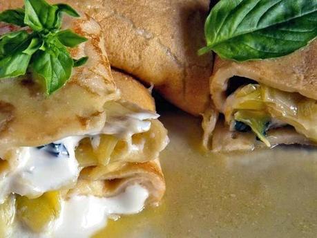 Creps de puerro y queso con crema al orujo Creps de puerro y queso con crema al orujo