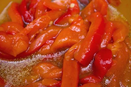 ensalada griega de pimientos asados caseros y queso feta ensalada griega de pimientos asados caseros y queso feta