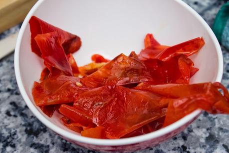 ensalada griega de pimientos asados caseros y queso feta ensalada griega de pimientos asados caseros y queso feta