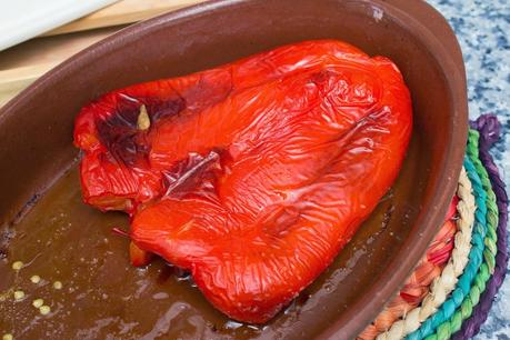 ensalada griega de pimientos asados caseros y queso feta ensalada griega de pimientos asados caseros y queso feta