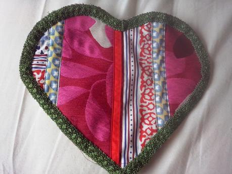 ♥ ♥ ♥ COJÍN CORAZON DIY ♥ ♥ ♥ COJÍN CORAZON DIY