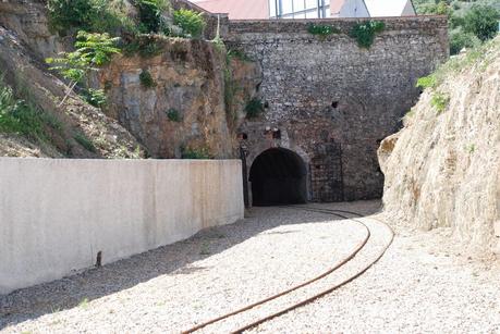 LOGROSÁN: LA MINA COSTANAZA DE FOSFORITA LOGROSÁN: LA MINA COSTANAZA DE FOSFORITA