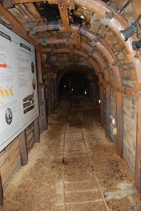 LOGROSÁN: LA MINA COSTANAZA DE FOSFORITA LOGROSÁN: LA MINA COSTANAZA DE FOSFORITA