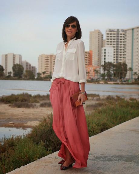 Falda larga + Biombo 13 Falda larga + Biombo 13