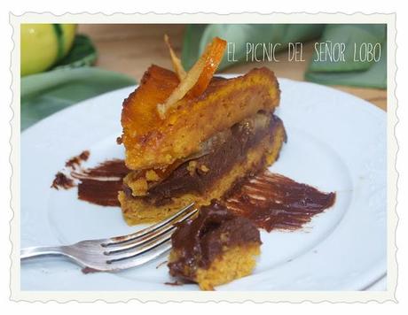 Tarta de calabaza, naranja y chocolate para una señorita nudista Tarta de calabaza, naranja y chocolate para una señorita nudista