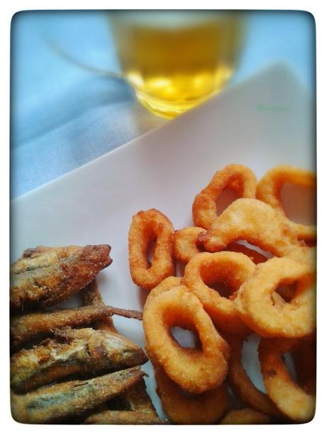 Calamares y gueldes fritos Calamares y gueldes fritos