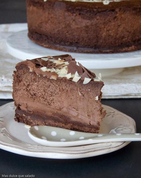 Tarta de queso y chocolate negro para los #asaltablogs Tarta de queso y chocolate negro para los #asaltablogs