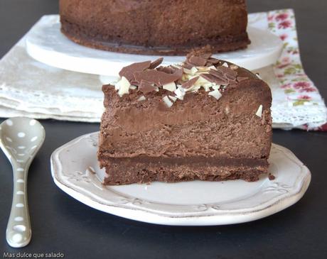 Tarta de queso y chocolate negro para los #asaltablogs Tarta de queso y chocolate negro para los #asaltablogs