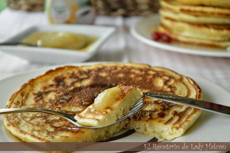 Tortitas americanas sin lactosa y caja Degustabox