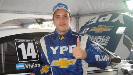 El porteño Franco Vivian obtuvo su primer triunfo en el Súper TC2000 El porteño Franco Vivian obtuvo su primer triunfo en el Súper TC2000