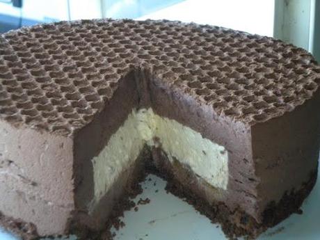 Marquise rellena de crema de melocotón Marquise rellena de crema de melocotón