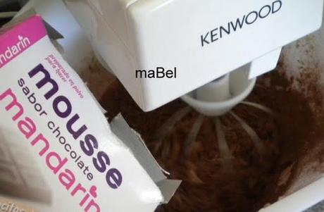 Marquise rellena de crema de melocotón Marquise rellena de crema de melocotón