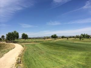 Palomarejos Golf – Derby Madridistas Colchoneros Saliendo del Hoyo 7