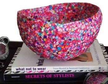 Cómo hacer un cuenco con confeti Cómo hacer un cuenco con confeti