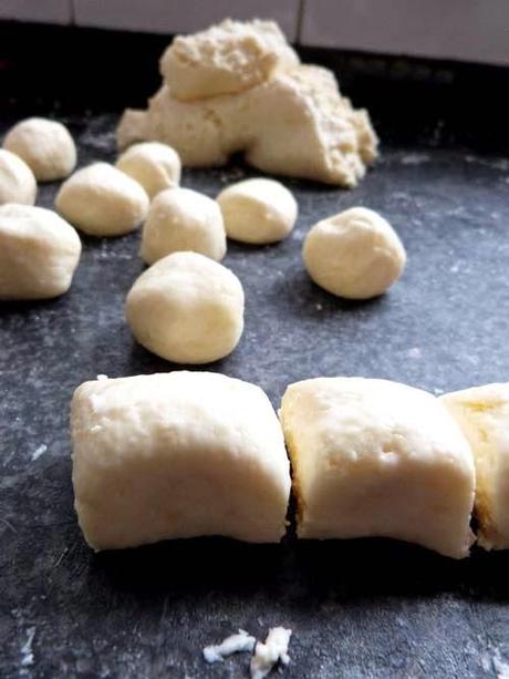 pao de queijo | una super vuelta a daring bakers mayo 2014
