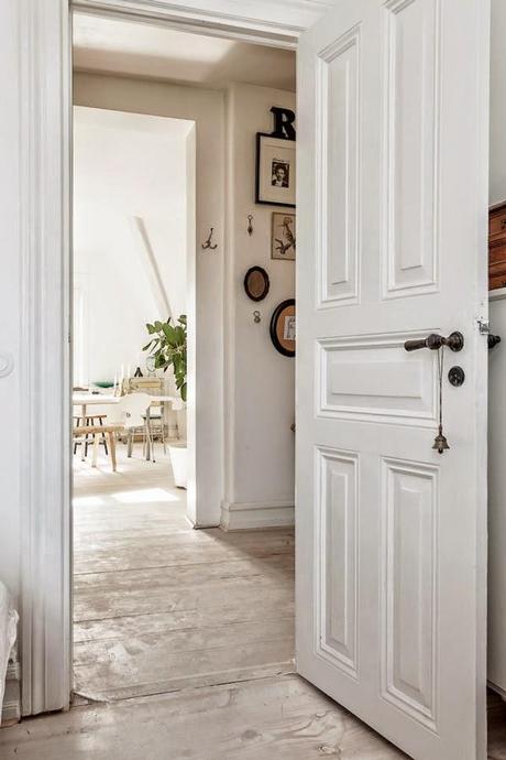 UN APARTAMENTO DE ESTILO NÓRDICO Y TONOS ACROMÁTICOS UN APARTAMENTO DE ESTILO NÓRDICO Y TONOS ACROMÁTICOS