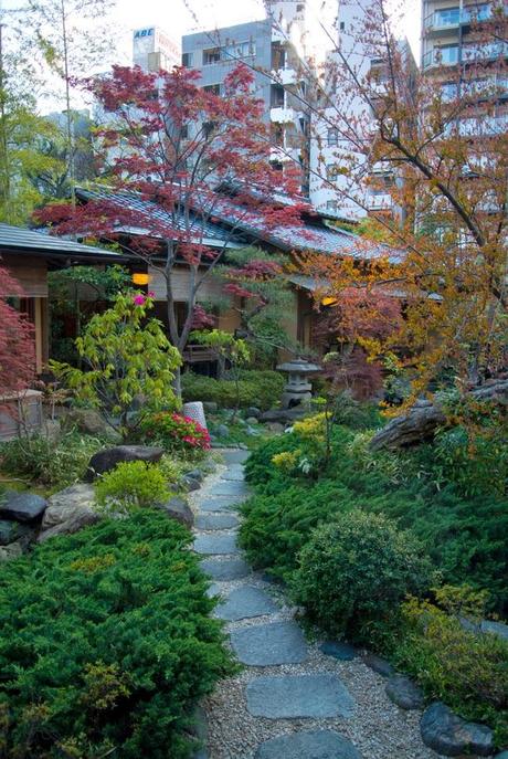 Tofuya-Ukai: Una comida tradicional en el centro de Tokio Tofuya-Ukai: Una comida tradicional en el centro de Tokio