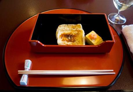 Tofuya-Ukai: Una comida tradicional en el centro de Tokio Tofuya-Ukai: Una comida tradicional en el centro de Tokio