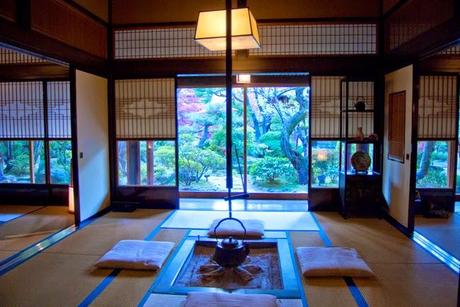 Tofuya-Ukai: Una comida tradicional en el centro de Tokio Tofuya-Ukai: Una comida tradicional en el centro de Tokio